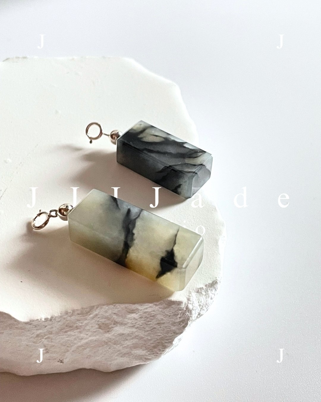 Z06 07 聚墨青花吊墜