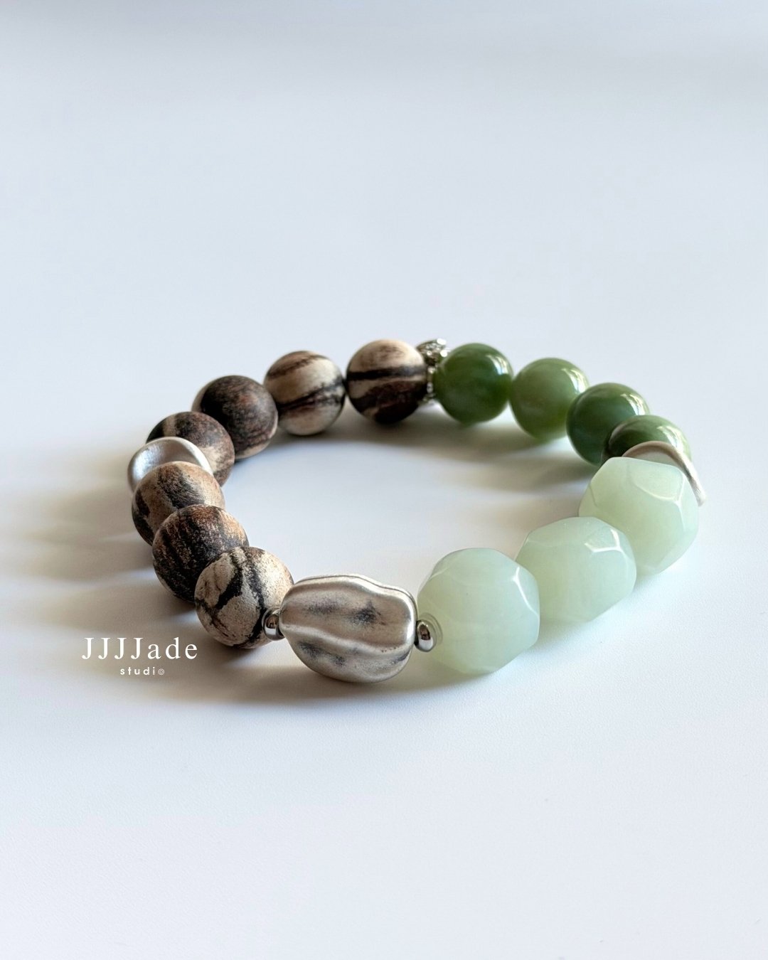 T295 絮語 | 和田玉印尼貢木手串