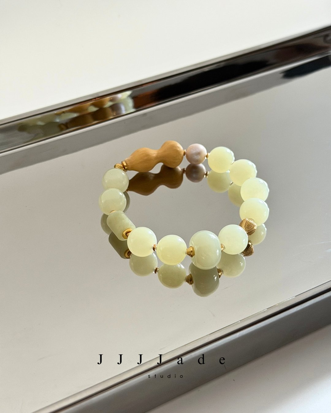 T182 璐生 |  和田玉黃口手串