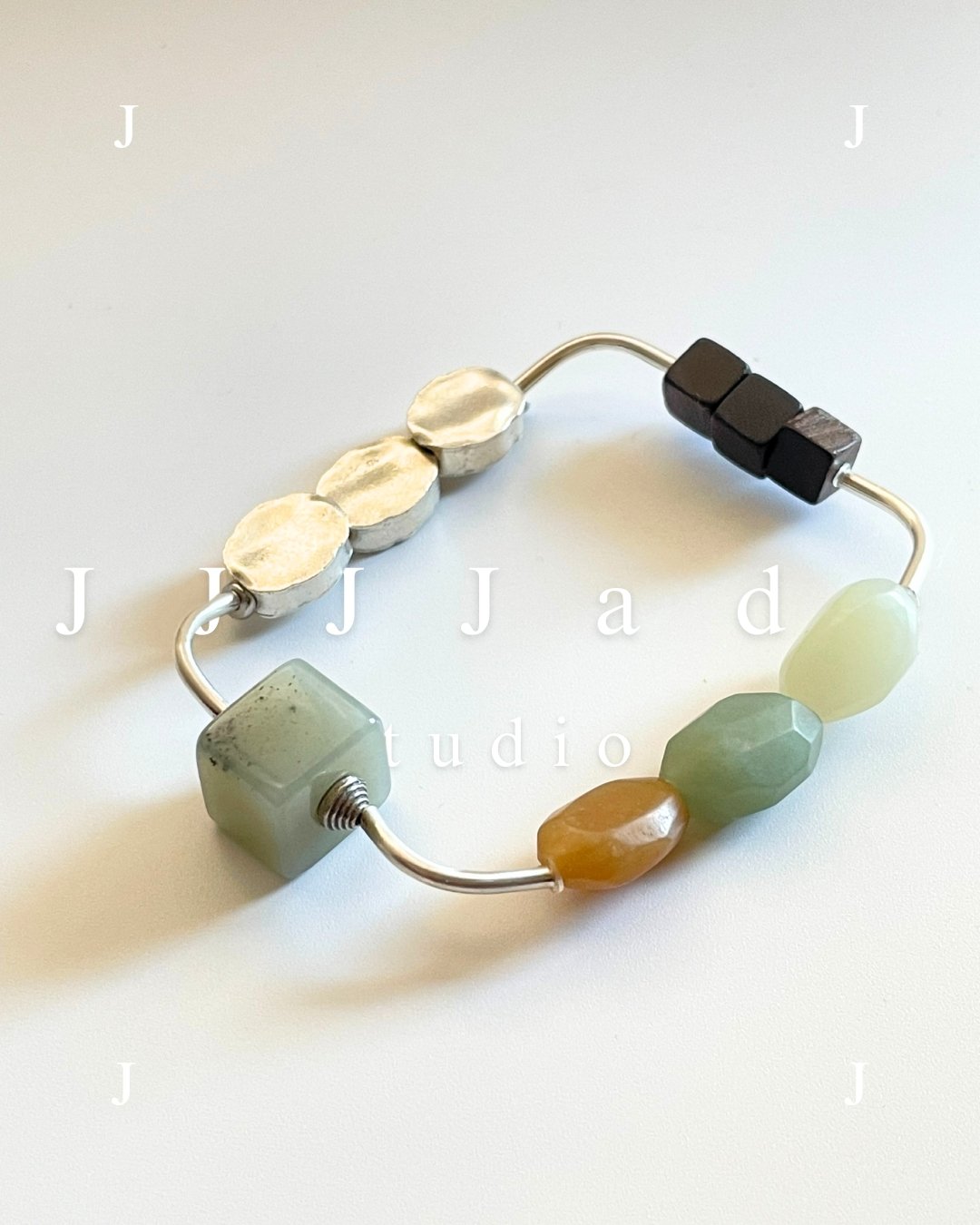 T270  四隅 | 泰銀