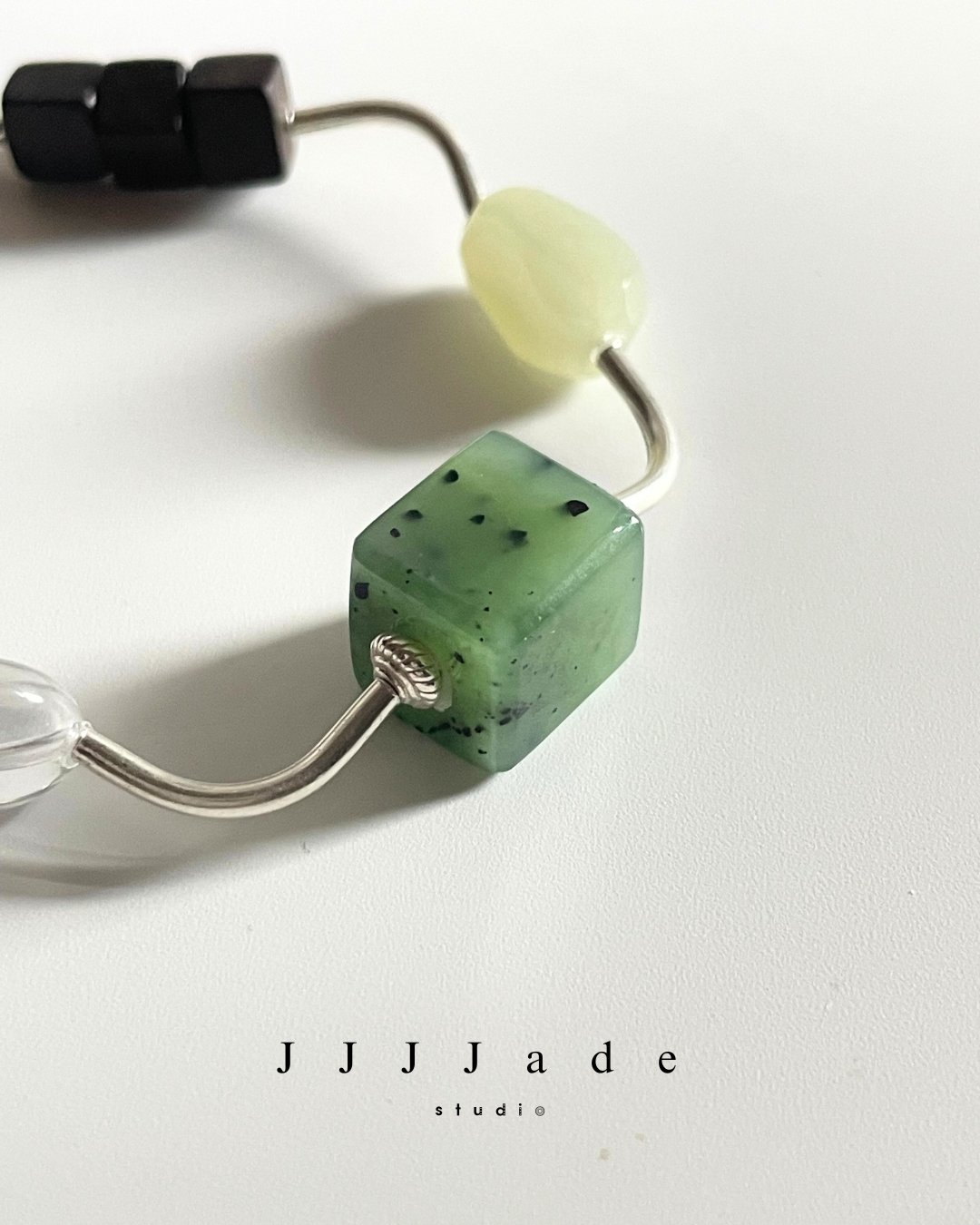 T159 方圓百里 泰銀扭扭手鏈 15cm