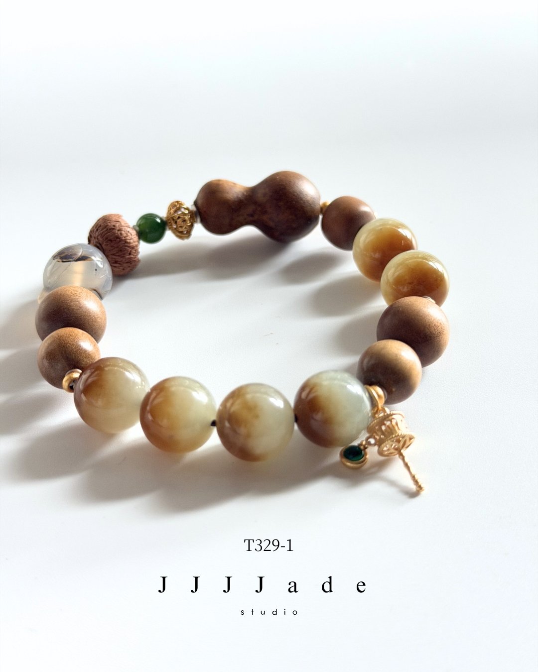 T329 瑱珀 | 和田玉糖白手串