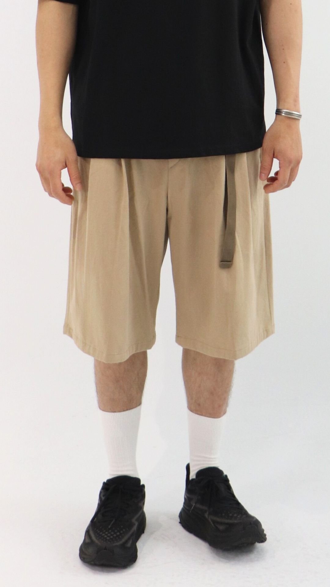 輕垂西裝七分寬短褲