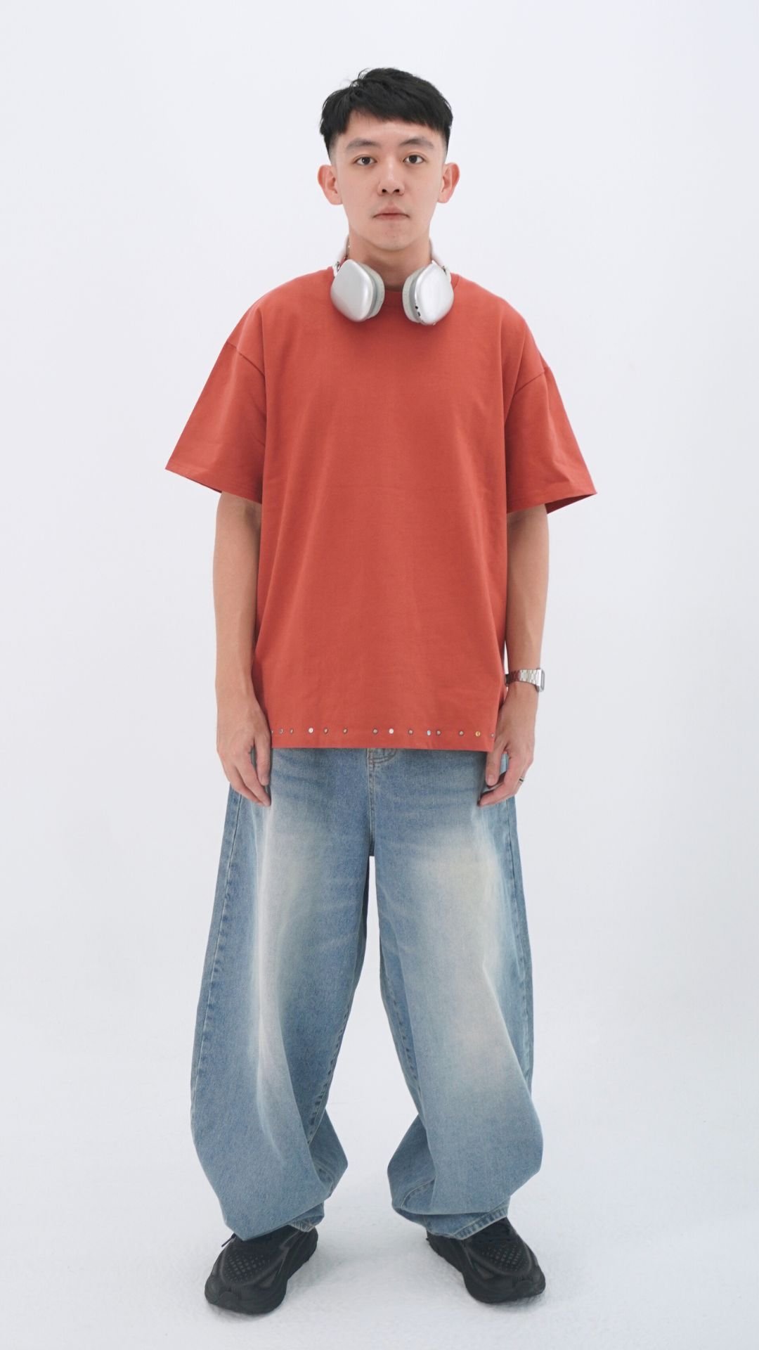 釘飾街頭寬版TEE