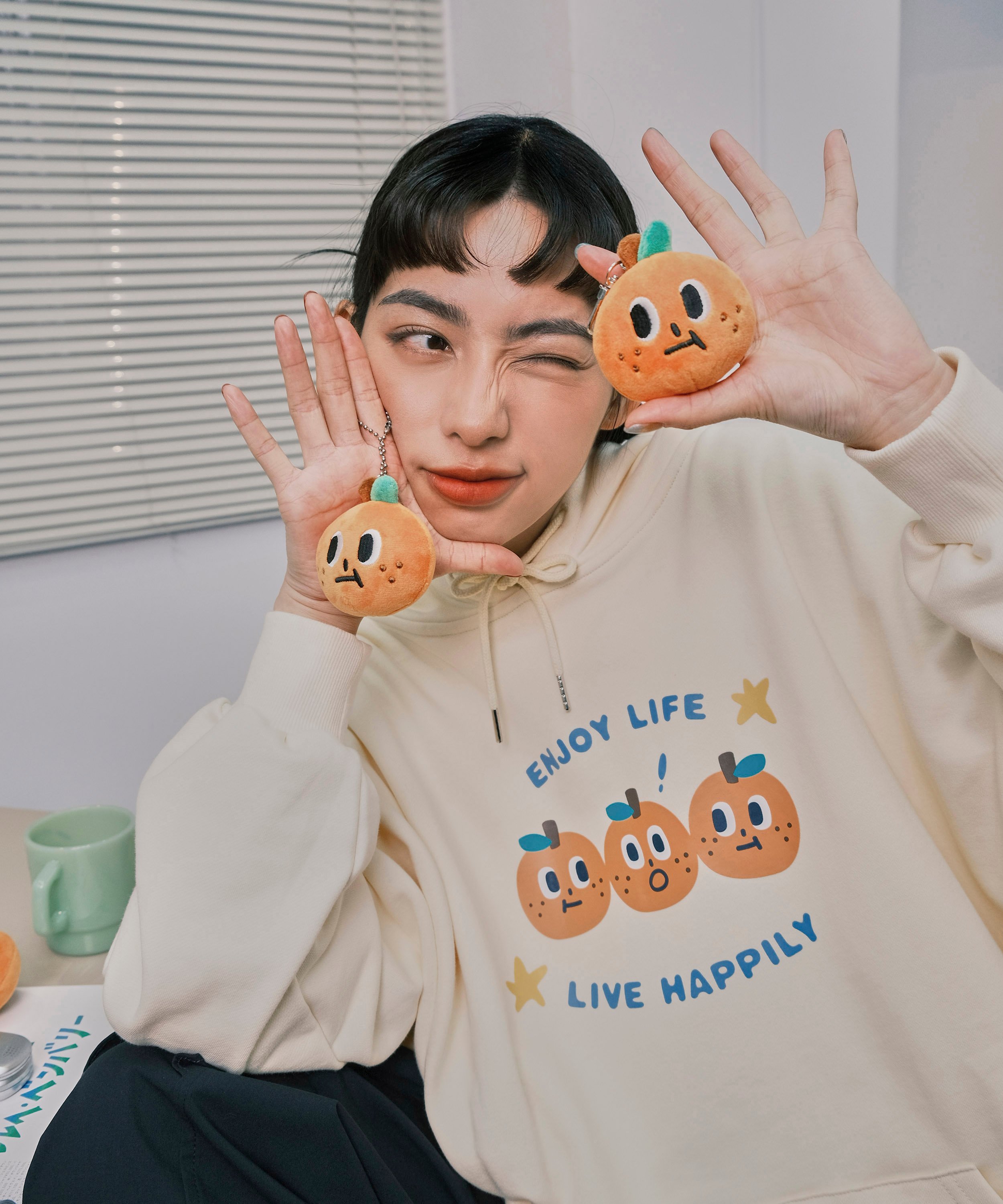 桔利好朋友 連帽tee / 米白