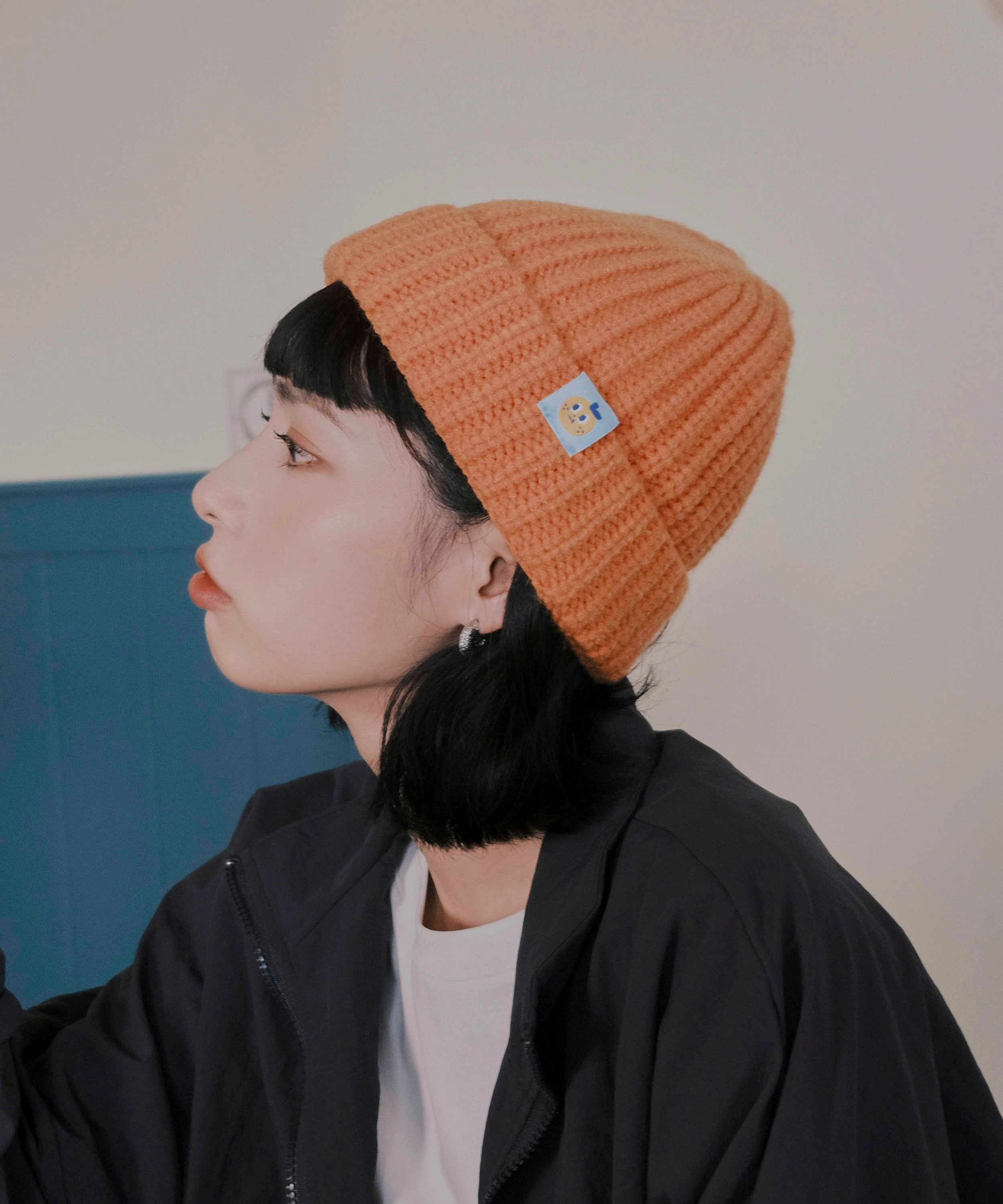桔利小標 桔色毛帽