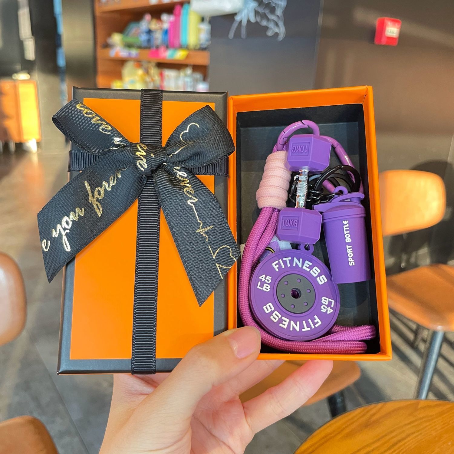 送健身人最懂的小驚喜 多巴胺彩色健身包包掛件 療癒系運動掛飾