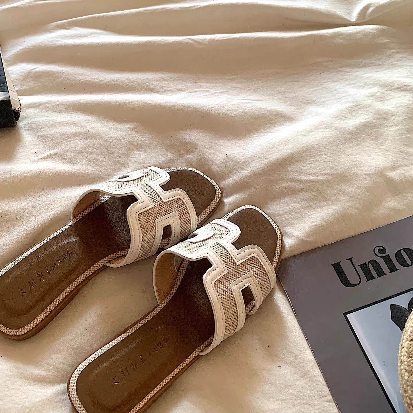 2026夏季新款法式高級感平底拖鞋