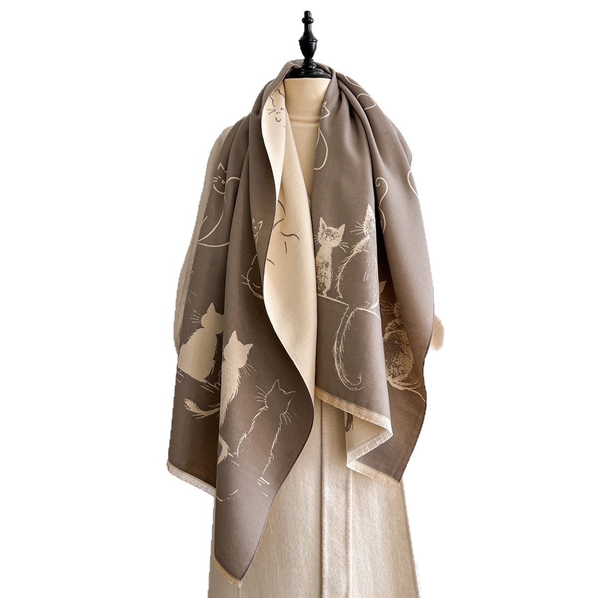 秋冬歐款小貓圖騰雙面仿羊絨感圍巾