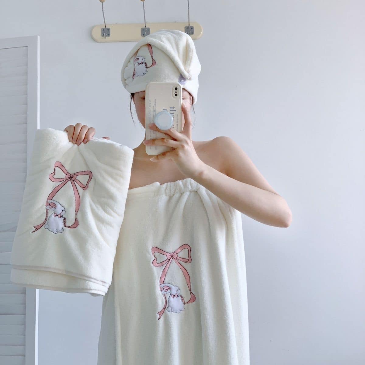 該換浴巾了～白兔子舒適浴巾三件套