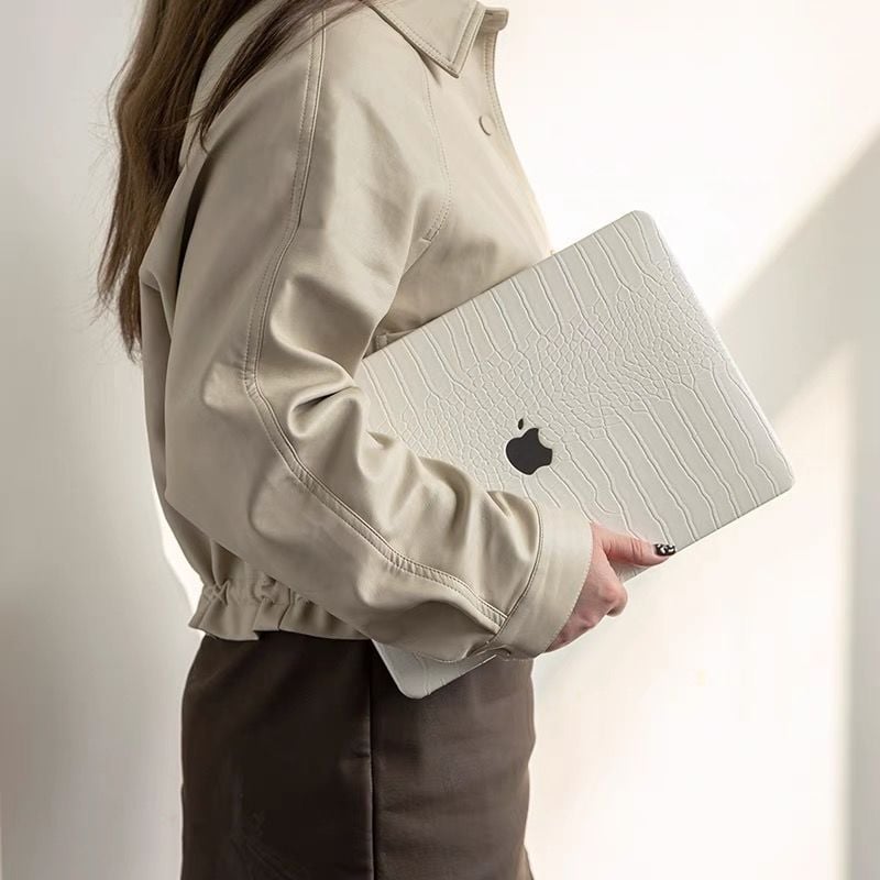 高級感白色鱷魚紋MacBook 專用保護殼