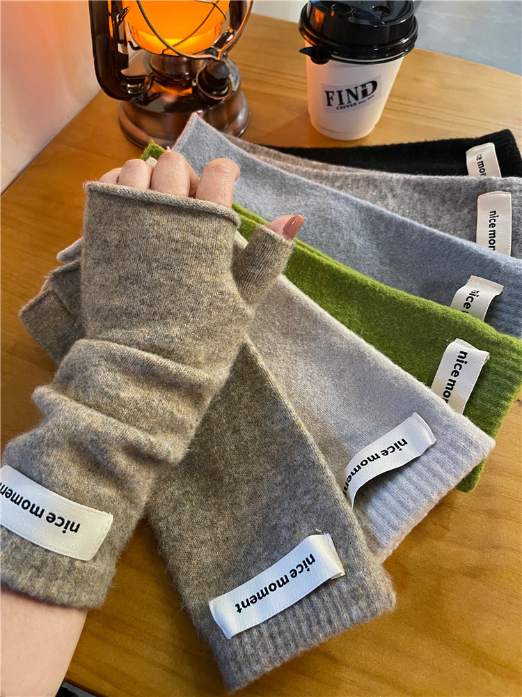 韓系仿羊絨堆堆設計感半指手套