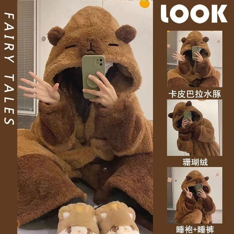 溫暖包圍卡皮巴拉 珊瑚絨冬季睡袍+褲子套裝