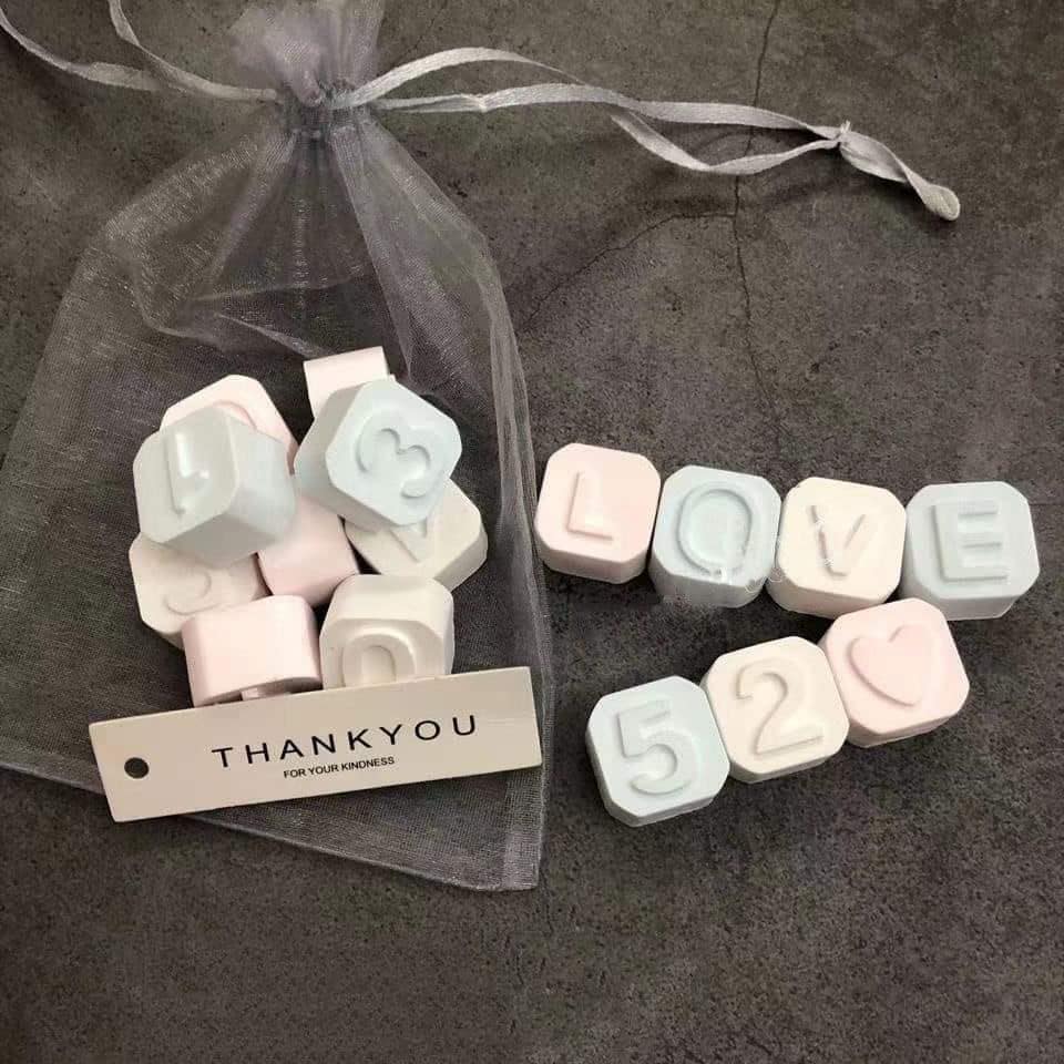 衣櫃擴香英文字母香薰石