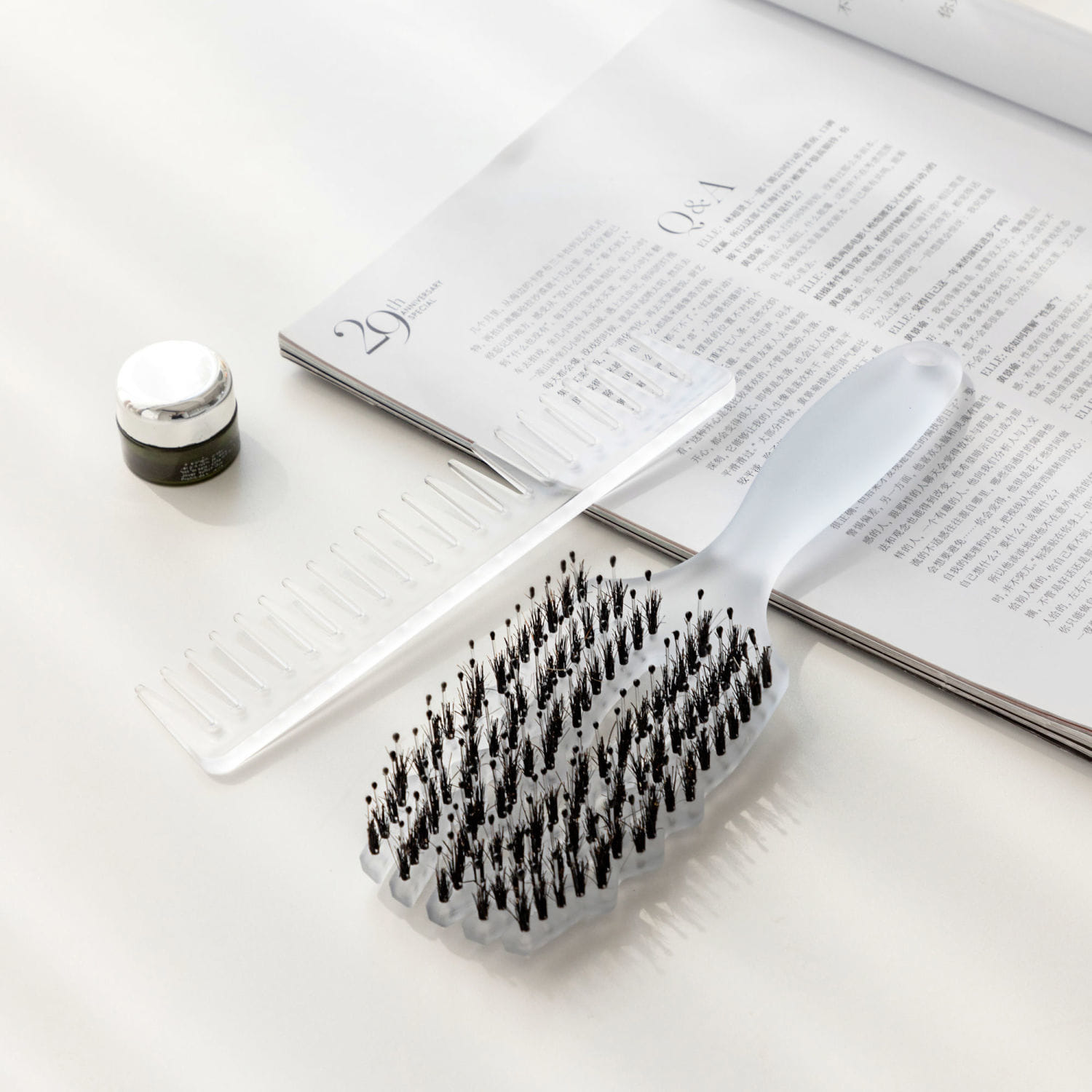 優質六爪鏤空豬鬃毛排骨按摩梳