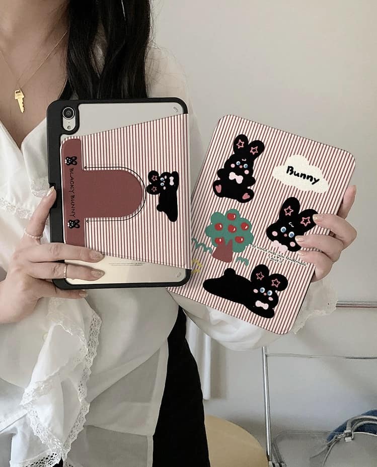 可愛邦尼兔 調皮小黑兔療癒系條紋平板保護套