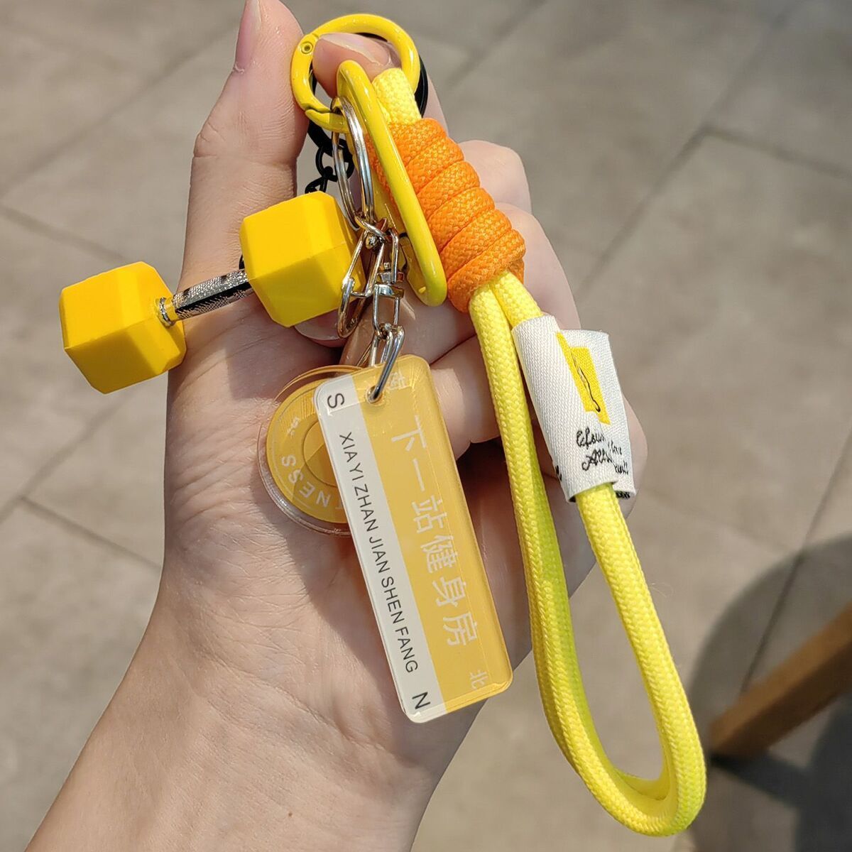 健身人必備  INS風迷你啞鈴鑰匙扣 運動潮流掛飾包包點綴神器