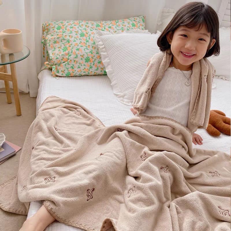 該換浴巾了~刺繡熊熊珊瑚絨速乾浴巾兩件套