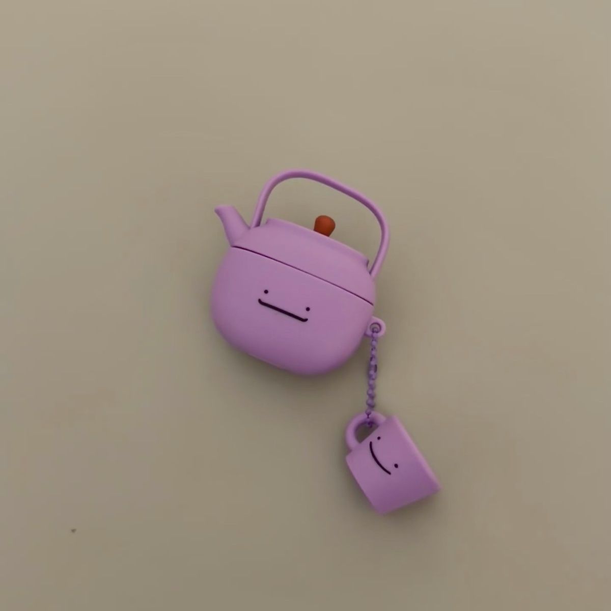 百變怪茶壺！ AirPods保護套可愛到犯規(複製)