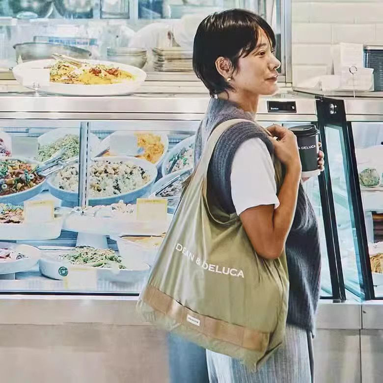 日本潮牌  DEAN  DELUCA  BRIEFING 輕便旅行手提斜背包一包兩用