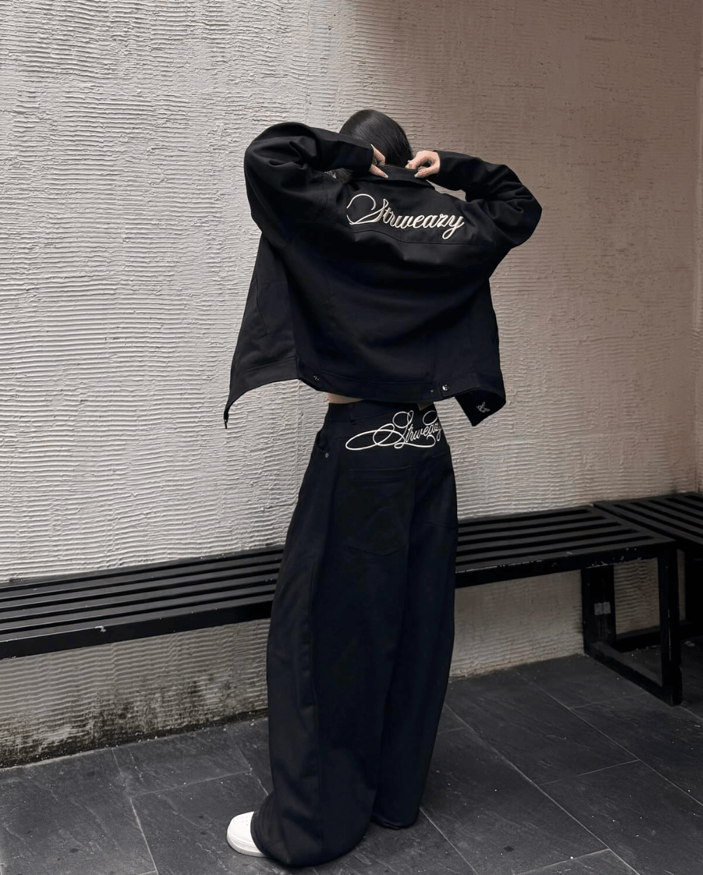 SWE 草寫刺繡夾克
