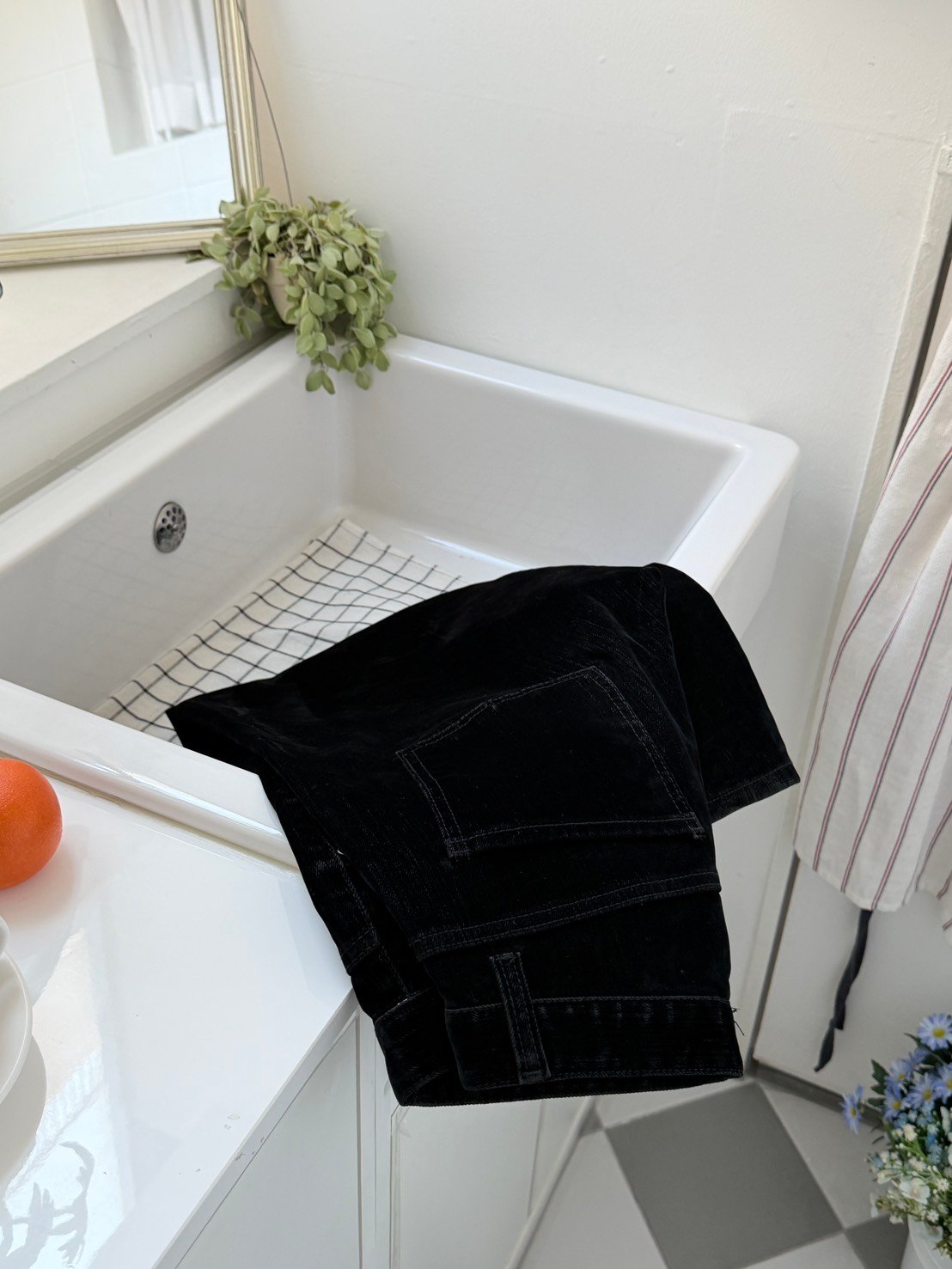 Velvet 絲絨落地直筒寬褲 1color