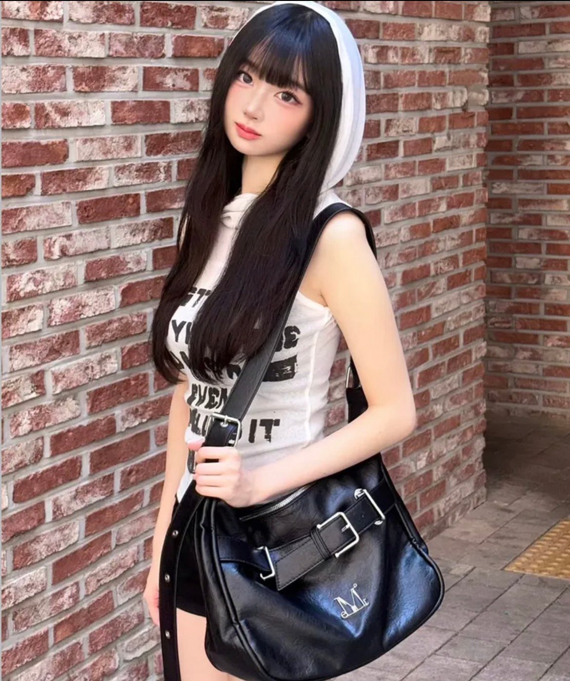 Mucent ღ 金屬LOGO皮釦肩背包