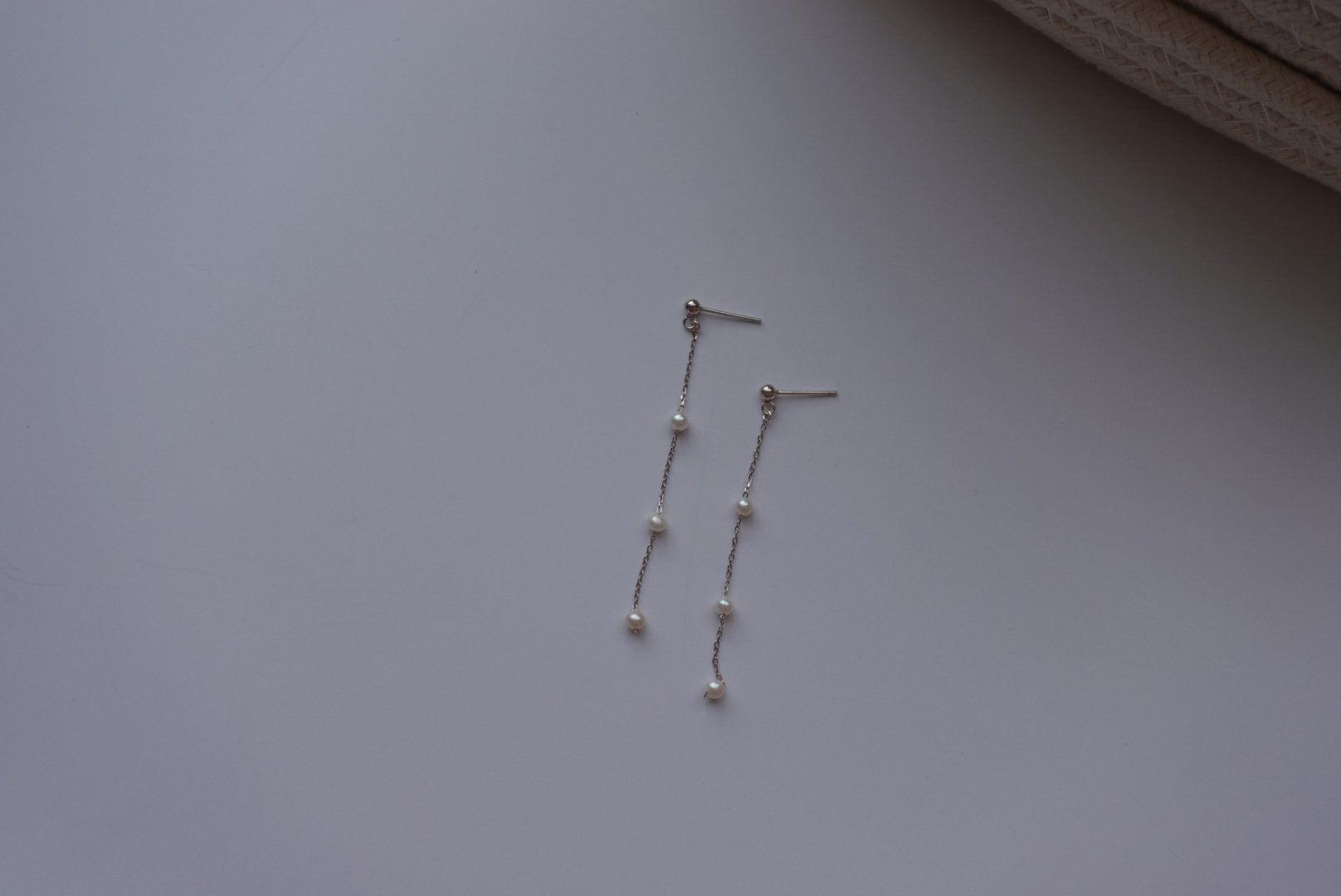 珍珠間隔純銀耳環 S925