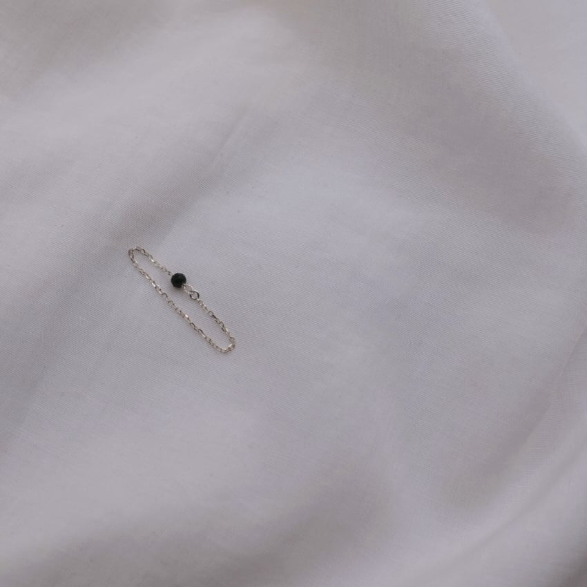 單顆綠砂石波光鏈戒 S925