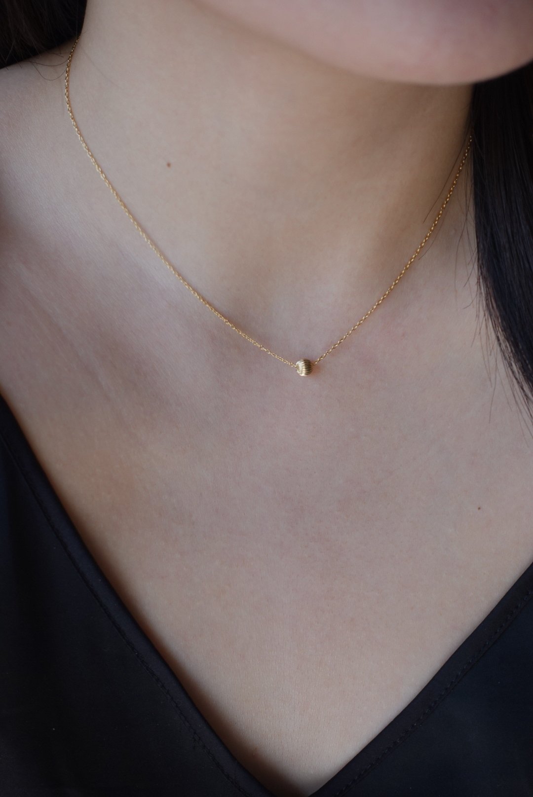 Classic 刻花金球項鍊14KGF