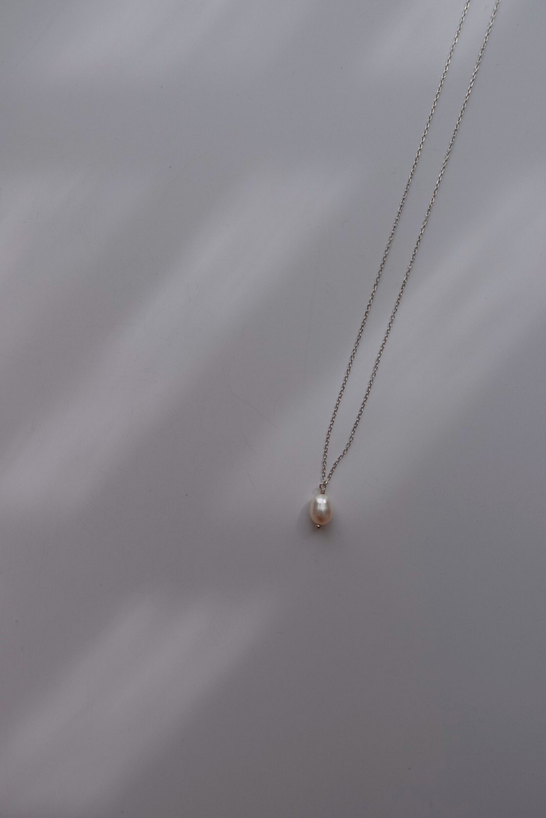 垂墜橢圓珍珠項鍊 S925