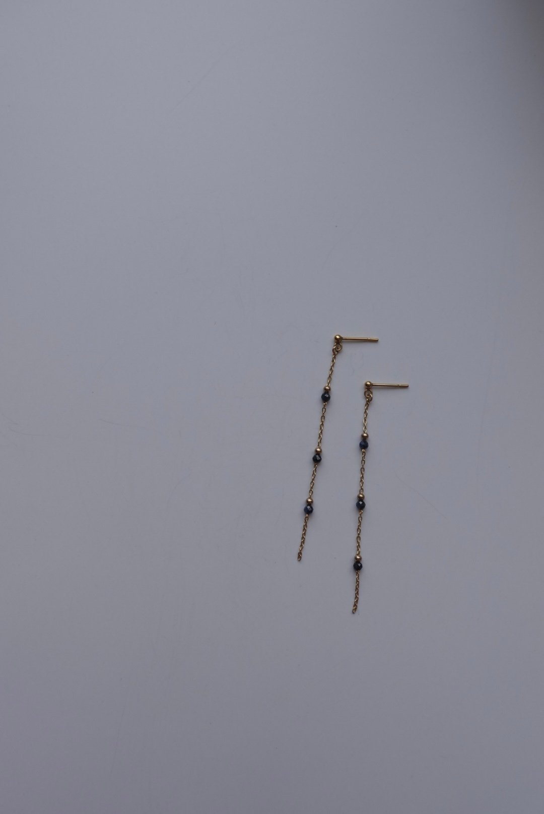 藍寶石金珠間隔耳環 14KGF