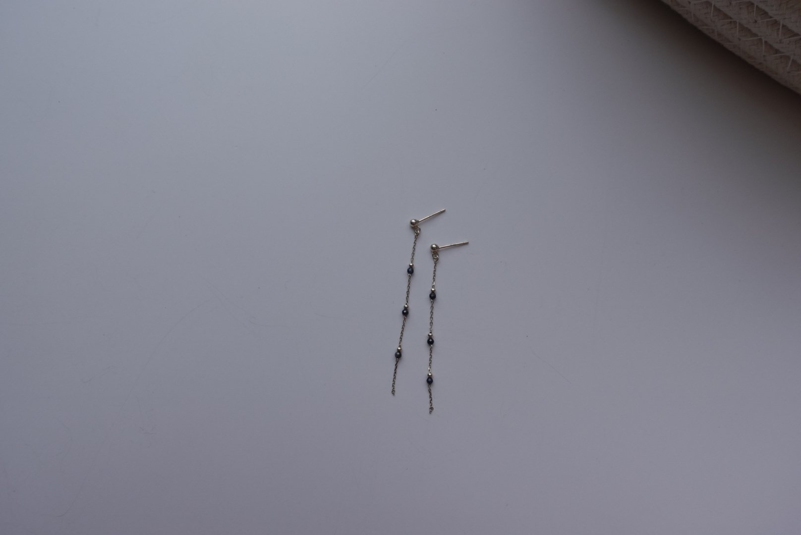 藍寶石銀珠間隔耳環 S925