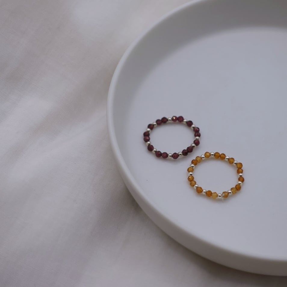 石榴石銀珠彈性珠戒 S925