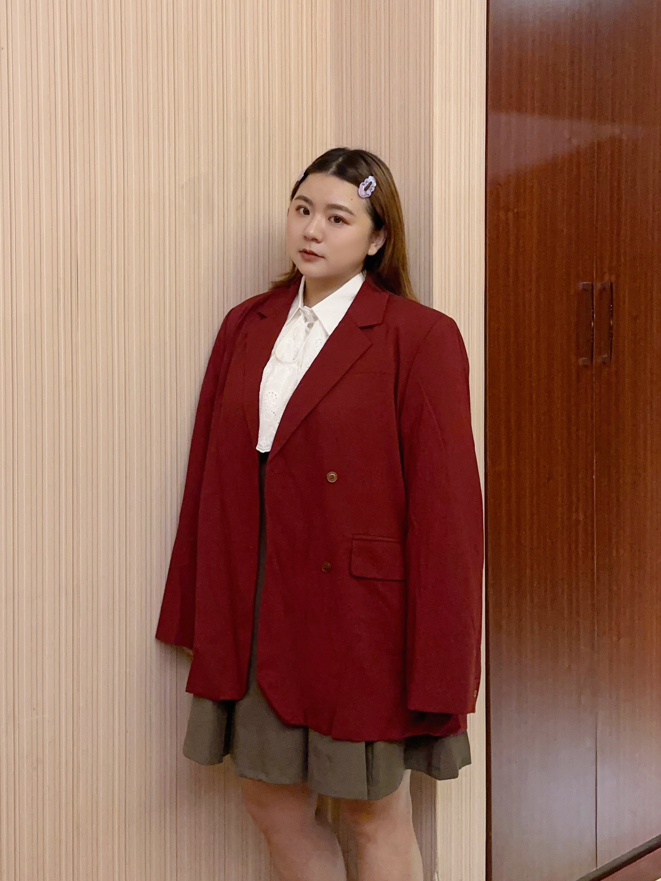 廣州連線-暗紅色墊肩西外（附綁帶）