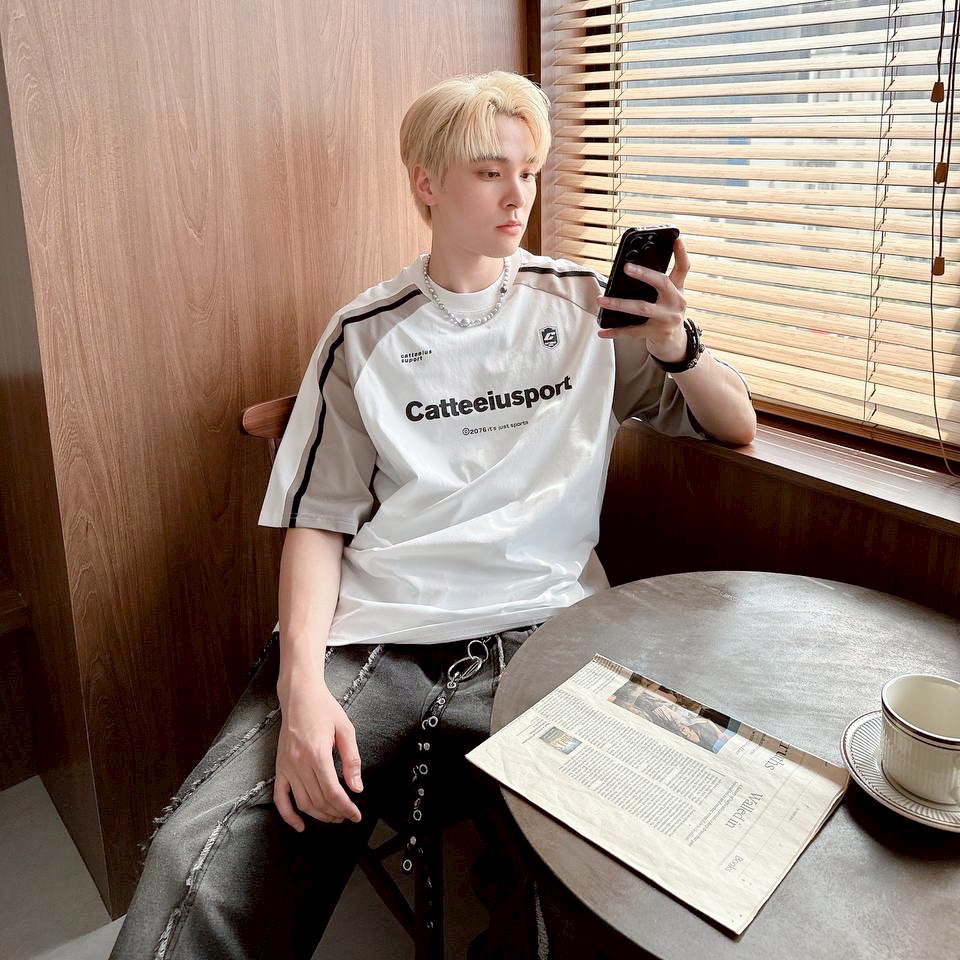 【SORONA® 涼感現貨】Catteeiusport賽車風拼接印花短T