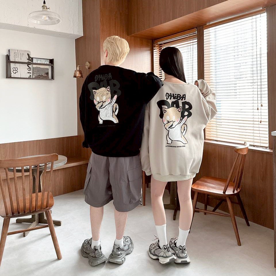 【現貨】SHiBA DAB柴犬塗鴉感大學T
