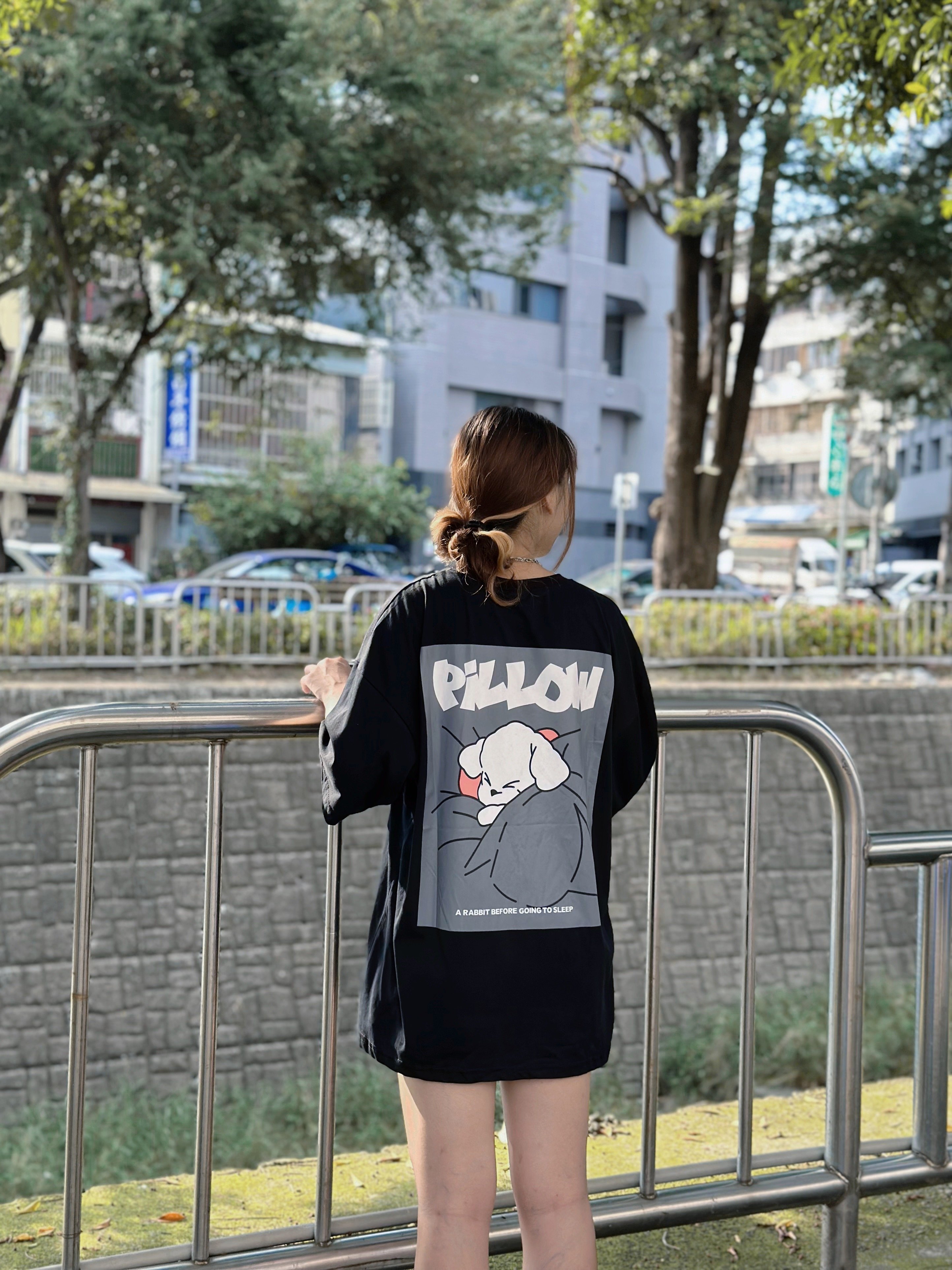 【現貨】PiLLOW 睡覺狗印花短T