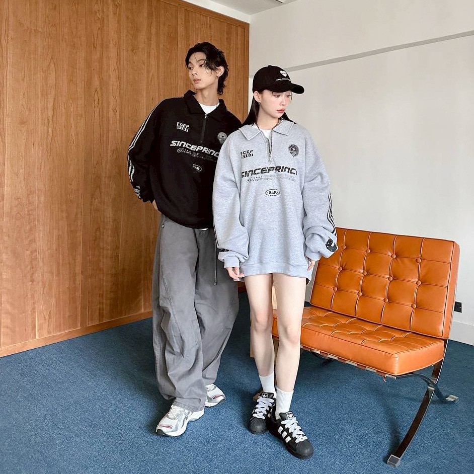 【現貨】SINCEPRINCE斑駁字體拉鍊POLO衫