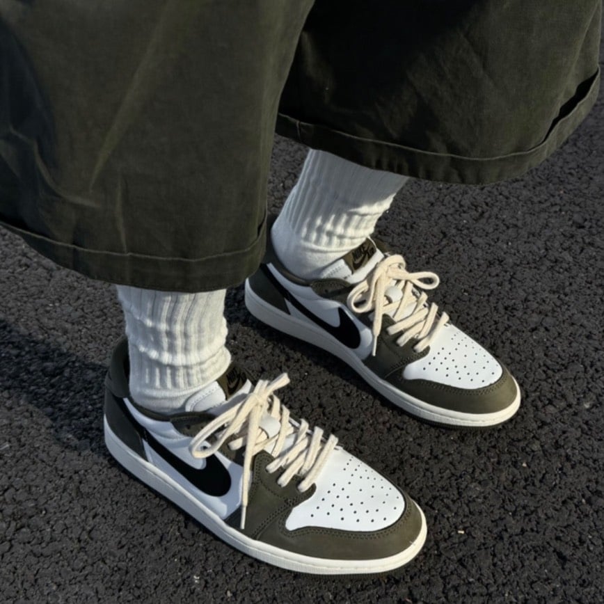 【爆款!預訂】Air Jordan 1 Low OG ''Medium Olive'' 橄欖綠白綠奶油底復古麂皮 平替倒鉤 男款｜HQ6998-200