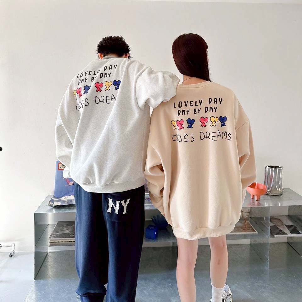 【現貨】CROSS DREAMS 愛心排列印花大學T