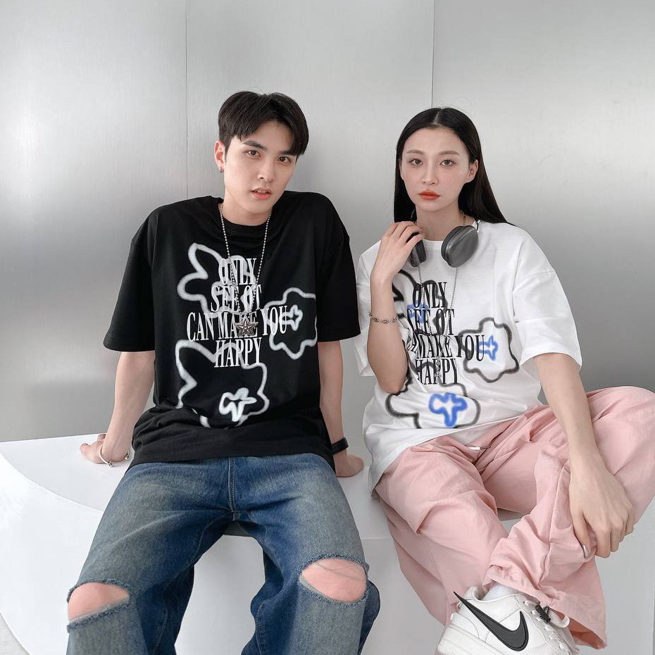 【現貨】小花噴漆印花短T