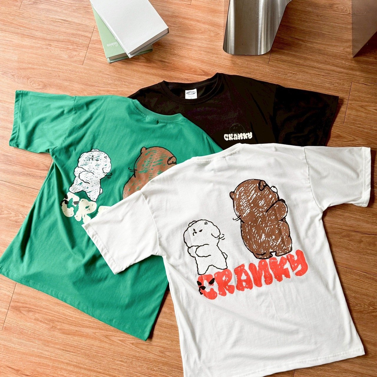 【現貨】cranky狗狗與熊熊插畫感短T