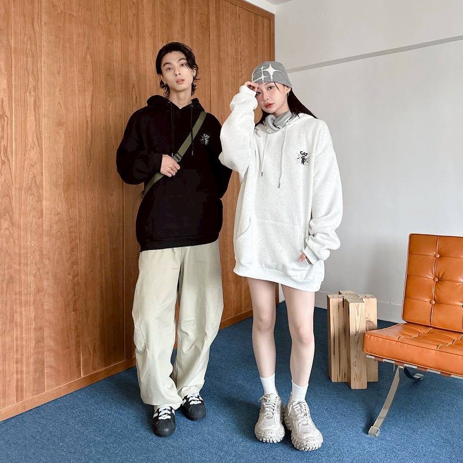 【現貨】CAT WASH 貓咪簍空字印花帽T