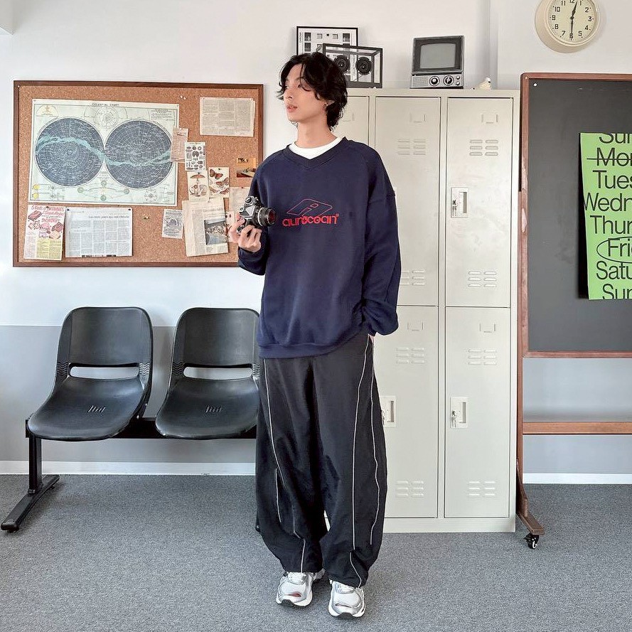 【現貨】aurocean美式刺繡大學T