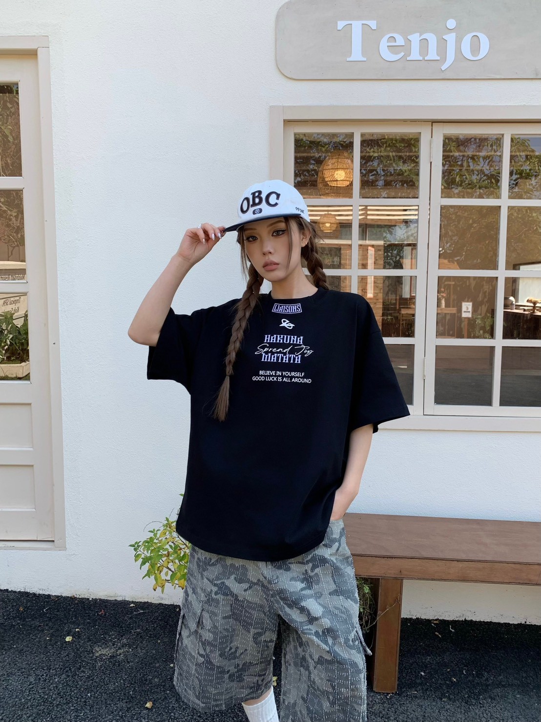 【質感刺繡不能錯過!】美式拼接領刺繡重磅短T