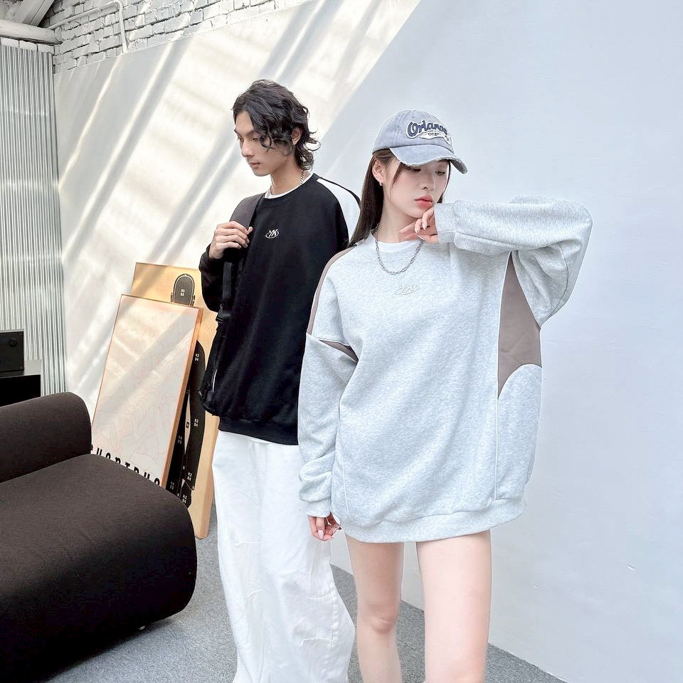 【現貨】 YX銀膠拼接大學T