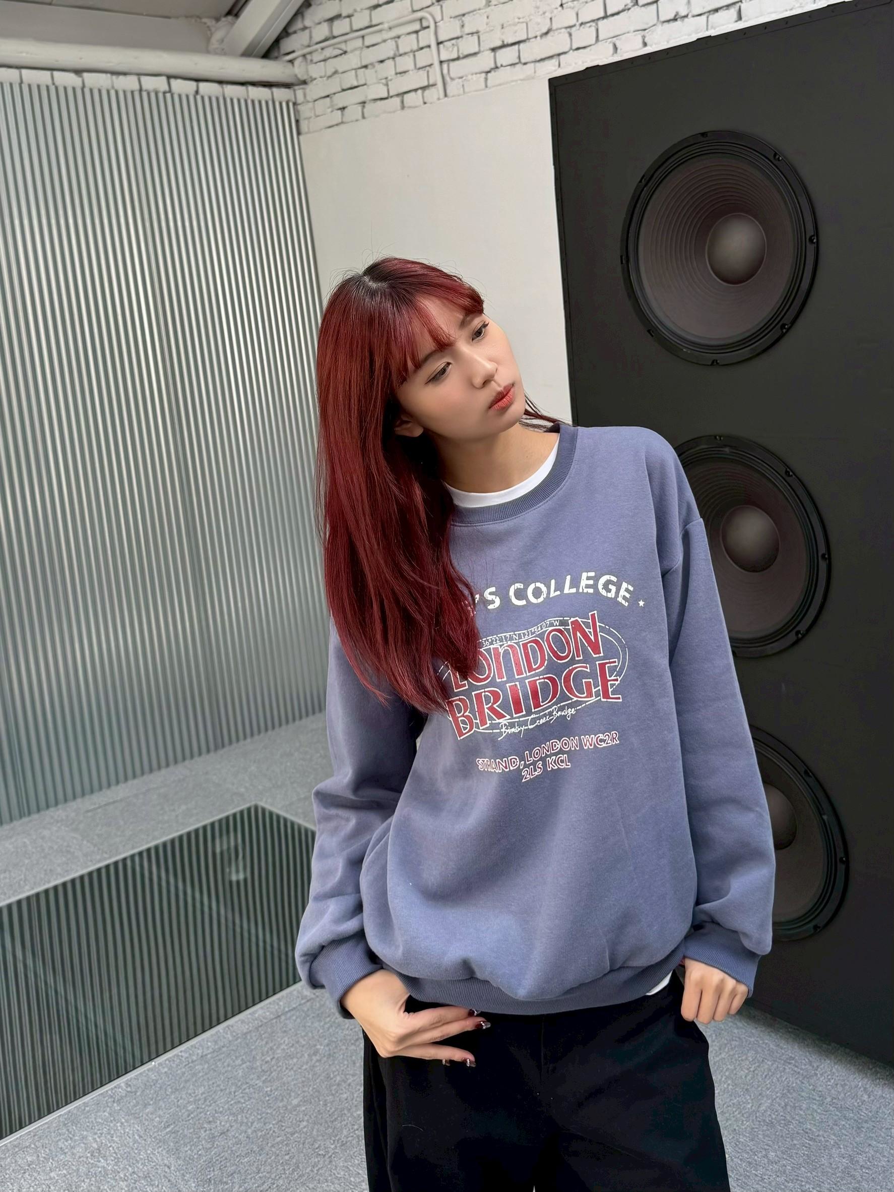 【現貨】倫敦橋印花大學T