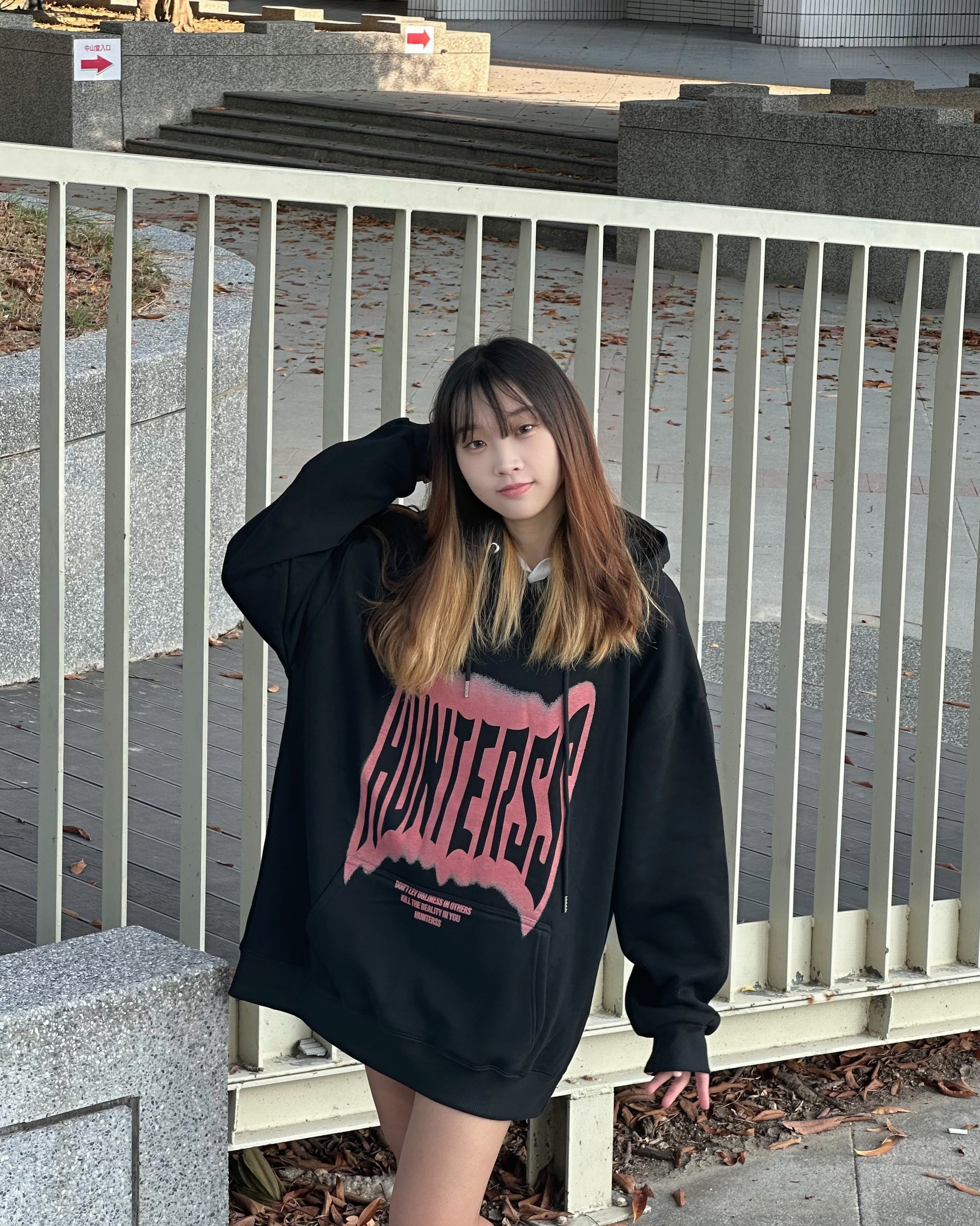 【現貨】幻影字母牛奶絨帽T