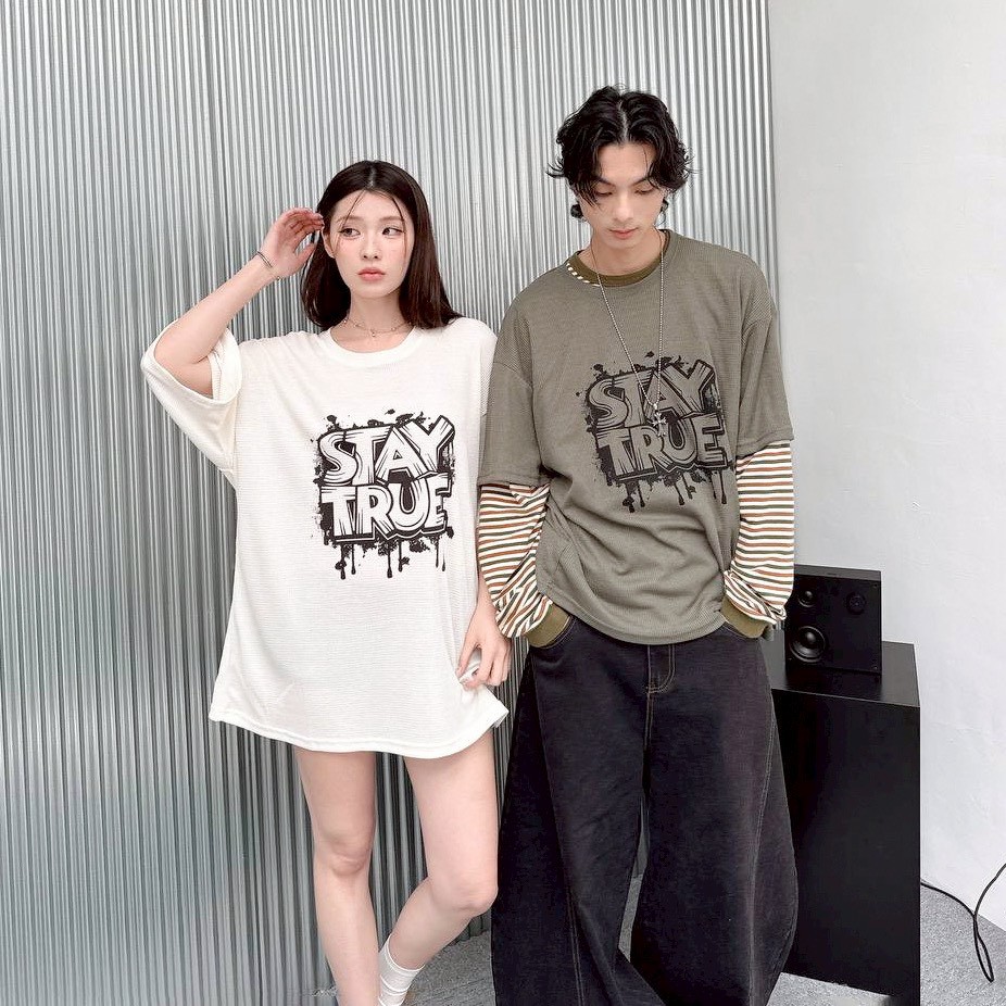 【現貨】STAY TRUE 噴漆華夫格印花短T